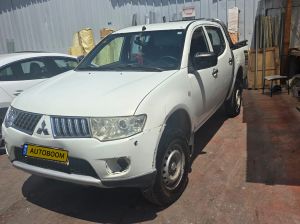 Mitsubishi L200, 2012, фото