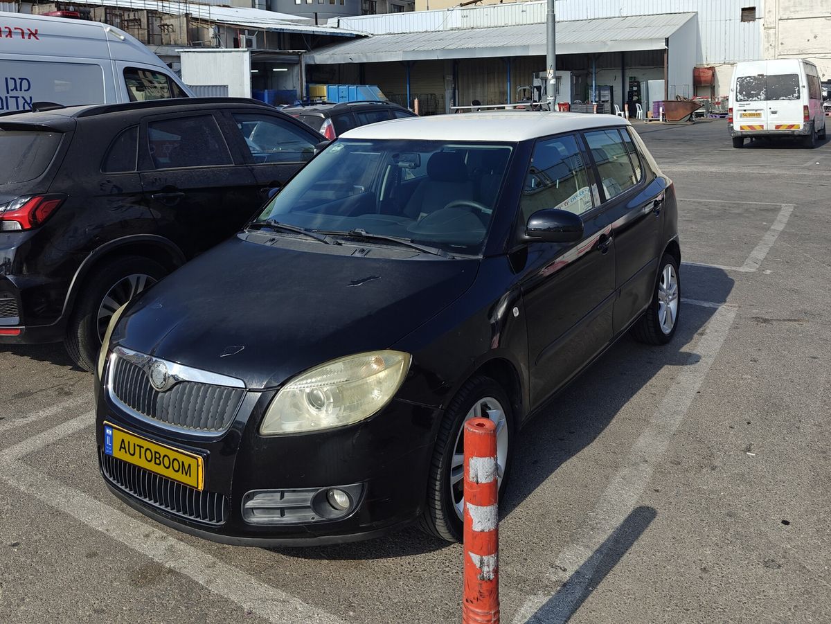 Skoda Fabia 2nd hand, 2009, private