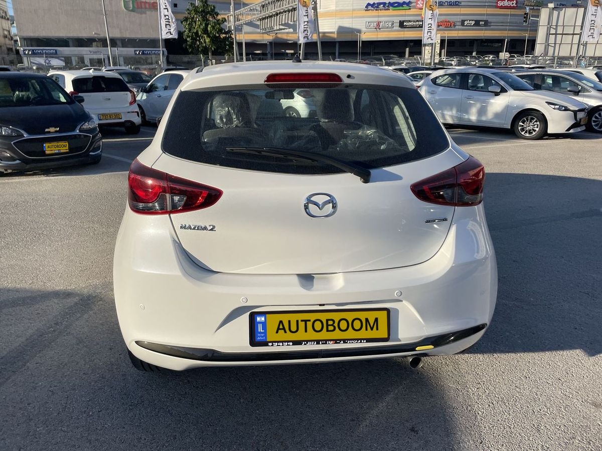 Mazda 2 nouvelle voiture, 2025