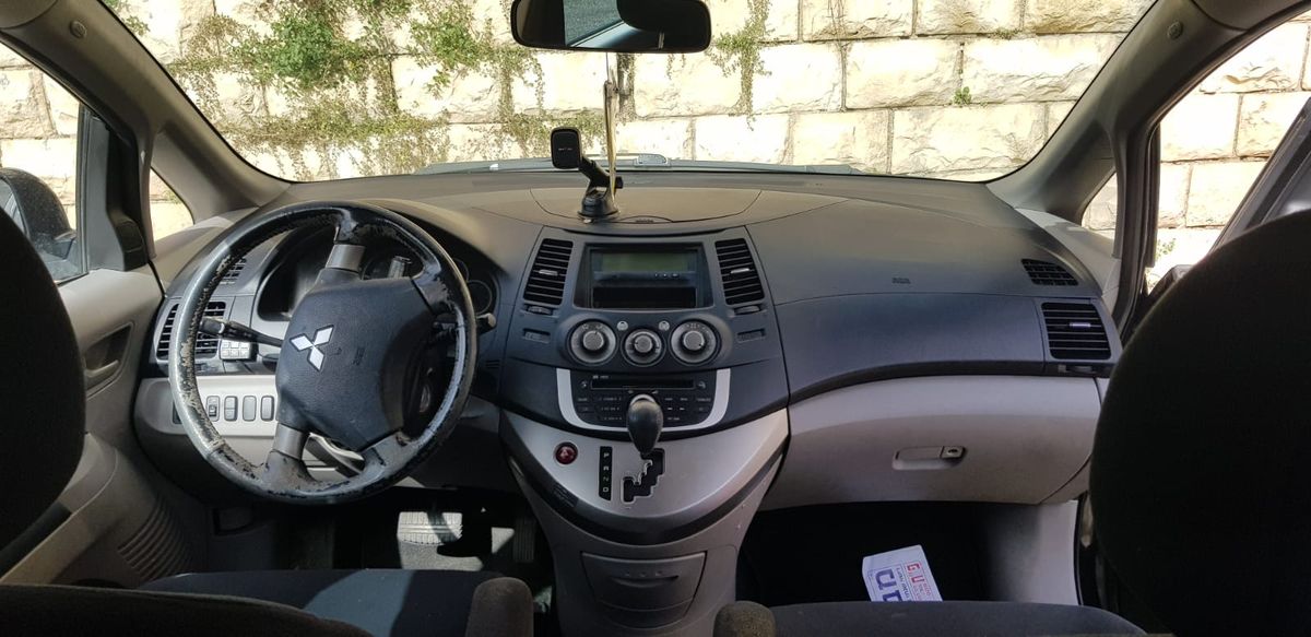 Mitsubishi Grandis 2ème main, 2010, main privée