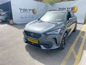Cupra Formentor, 2024, фото