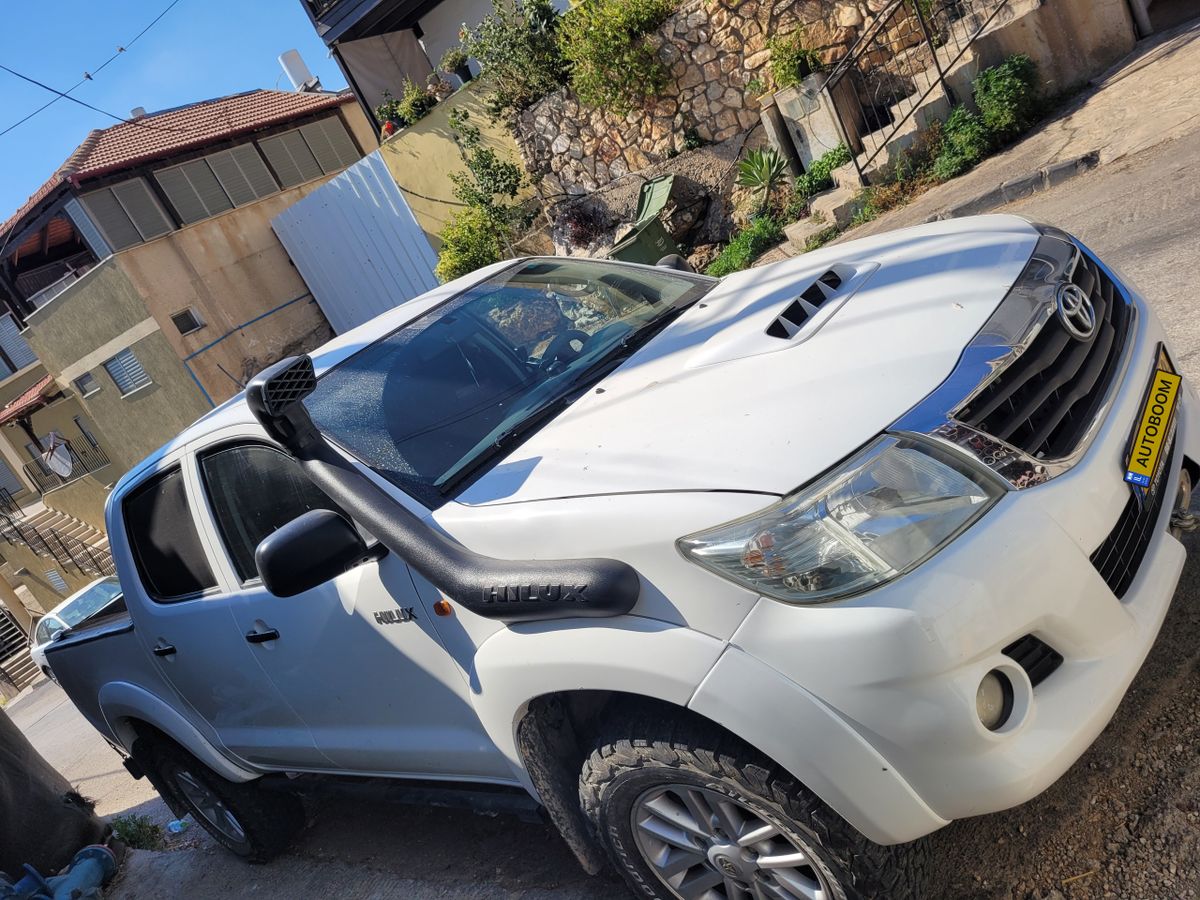 Toyota Hilux 2ème main, 2013, main privée