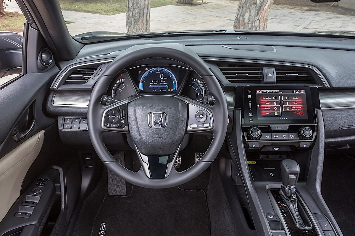 Honda Civic 2016. Dashboard. Hatchback 5-door, 10 generation