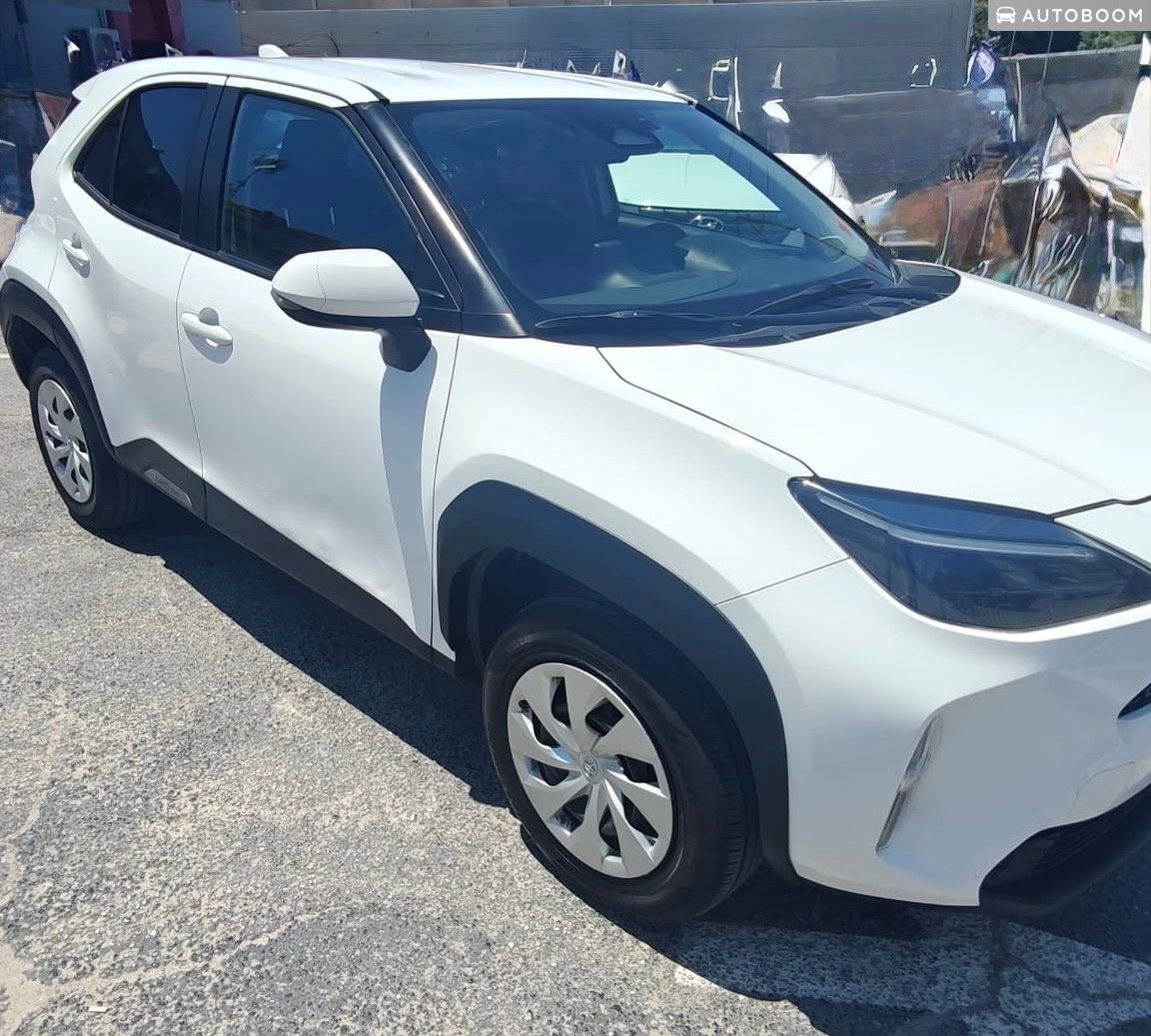 Toyota Yaris Cross 2nd hand, 2024