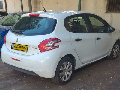 Peugeot 208 2ème main, 2013, main privée