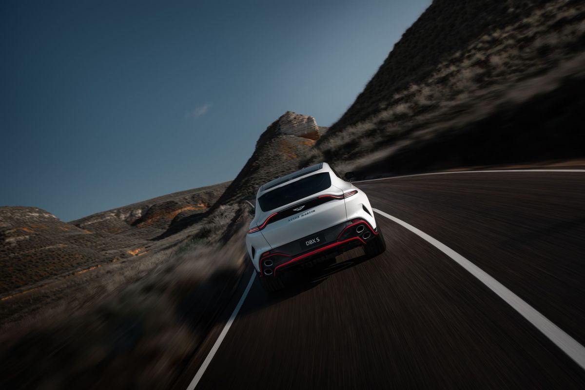 Aston Martin DBX 2024. Кузов, экстерьер. Внедорожник 5 дв., 1 поколение, рестайлинг 1