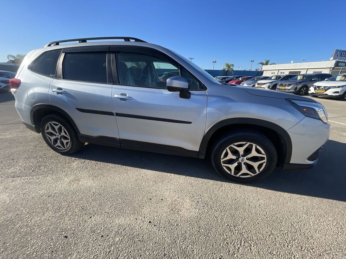 Subaru Forester 2nd hand, 2023, private hand