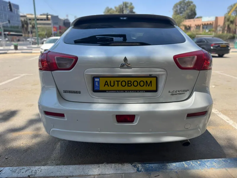 Mitsubishi Lancer 2nd hand, 2015, private hand