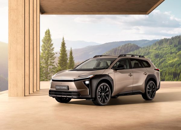 Toyota bZ4X Touring 2025. Bodywork, Exterior. SUV 5-doors, 1 generation