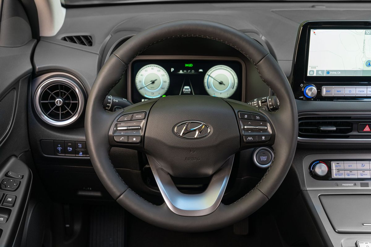 Hyundai Kona EV 2020. Dashboard. SUV 5-doors, 1 generation, restyling 1