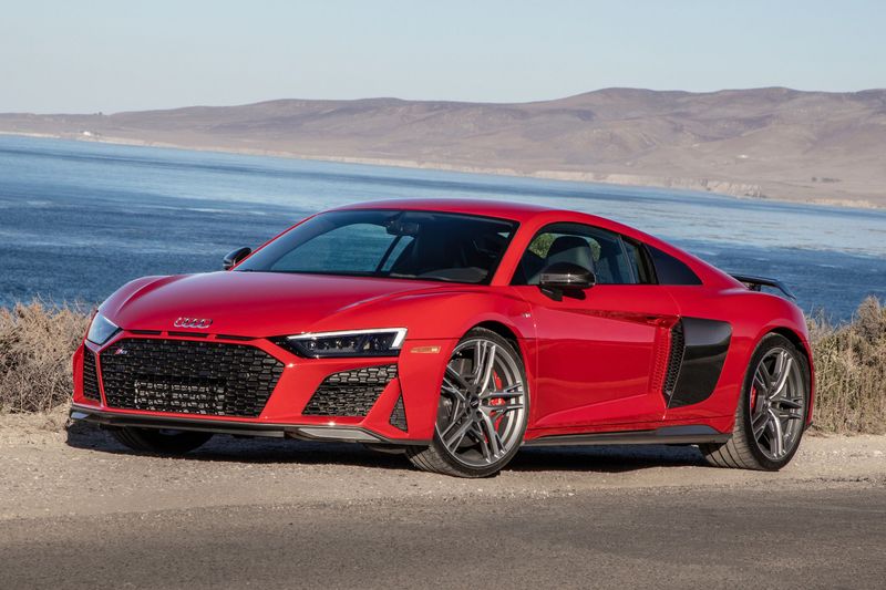 Audi R8 2024 gazoline. Caractéristiques techniques, consommation de