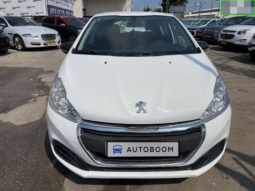 Peugeot 208 2nd hand, 2017, private hand