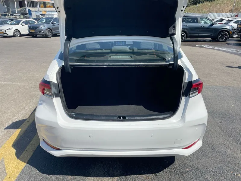 Toyota Corolla 2nd hand, 2021
