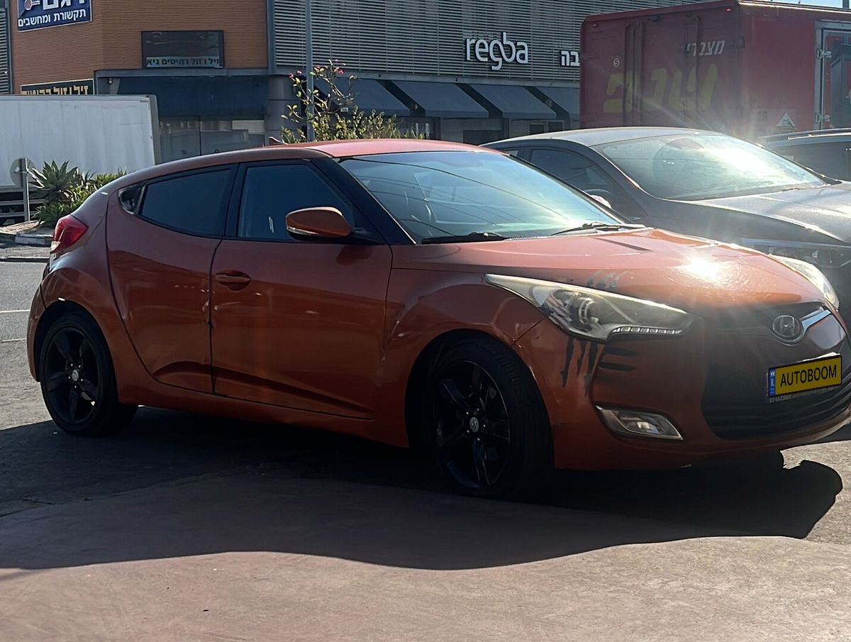 Hyundai Veloster с пробегом, 2011, частная рука