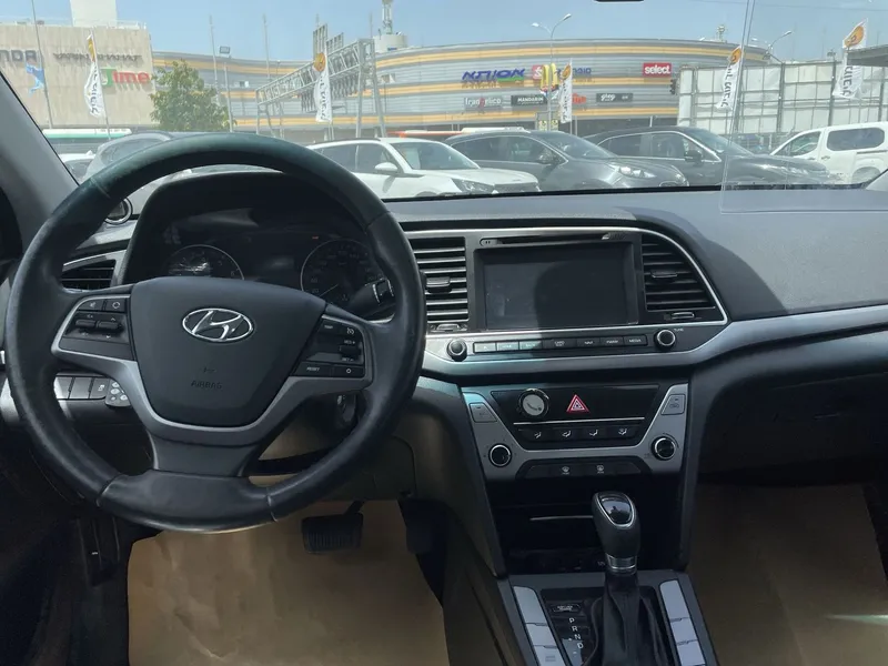 Hyundai Elantra 2ème main, 2017, main privée