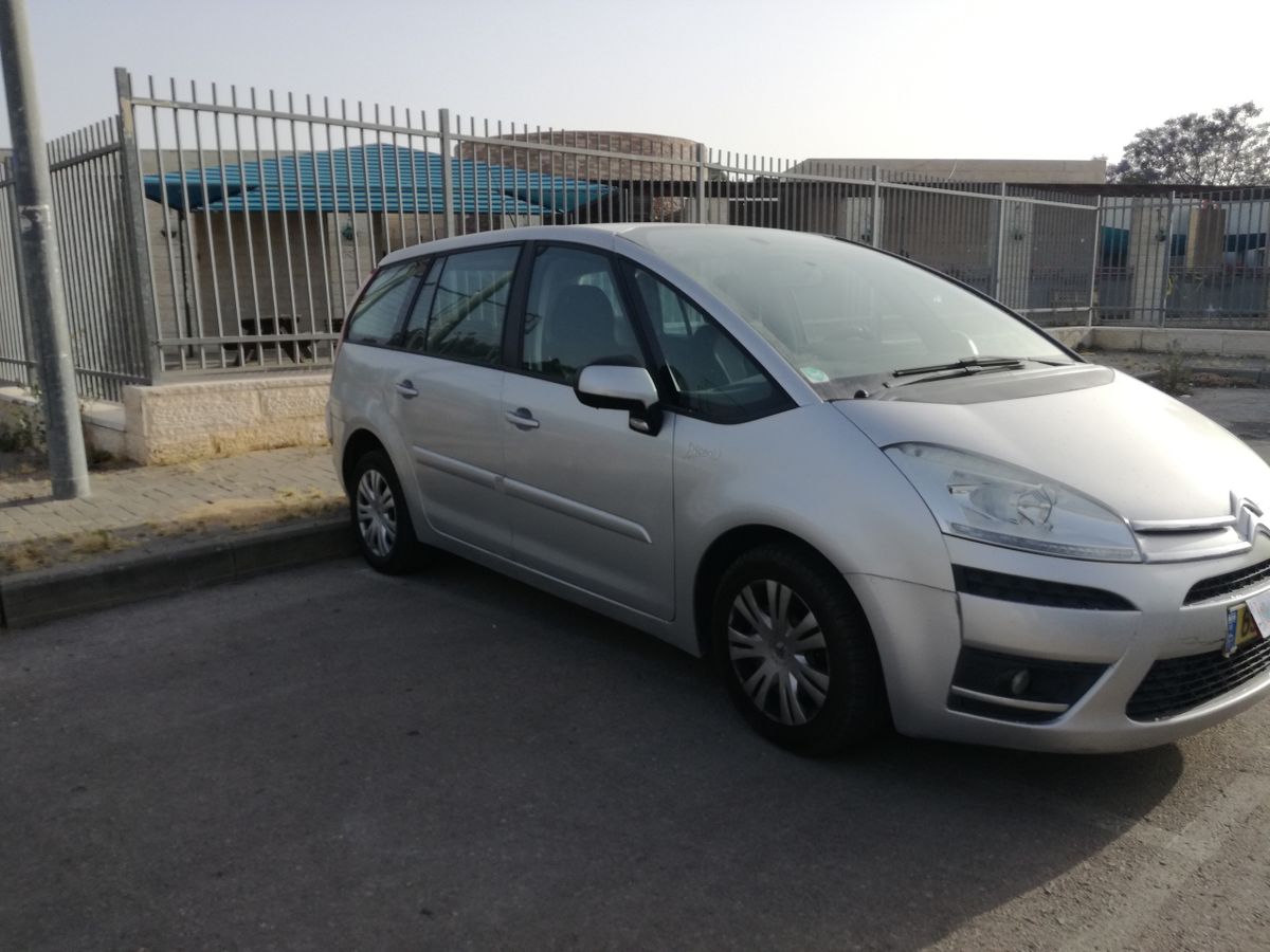 Citroen C4 Grand Picasso 2nd hand, 2012, private hand