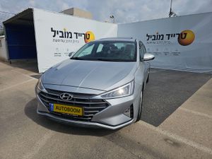 Hyundai Elantra, 2021, photo