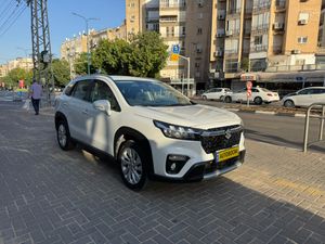 Suzuki S-Cross, 2023, фото