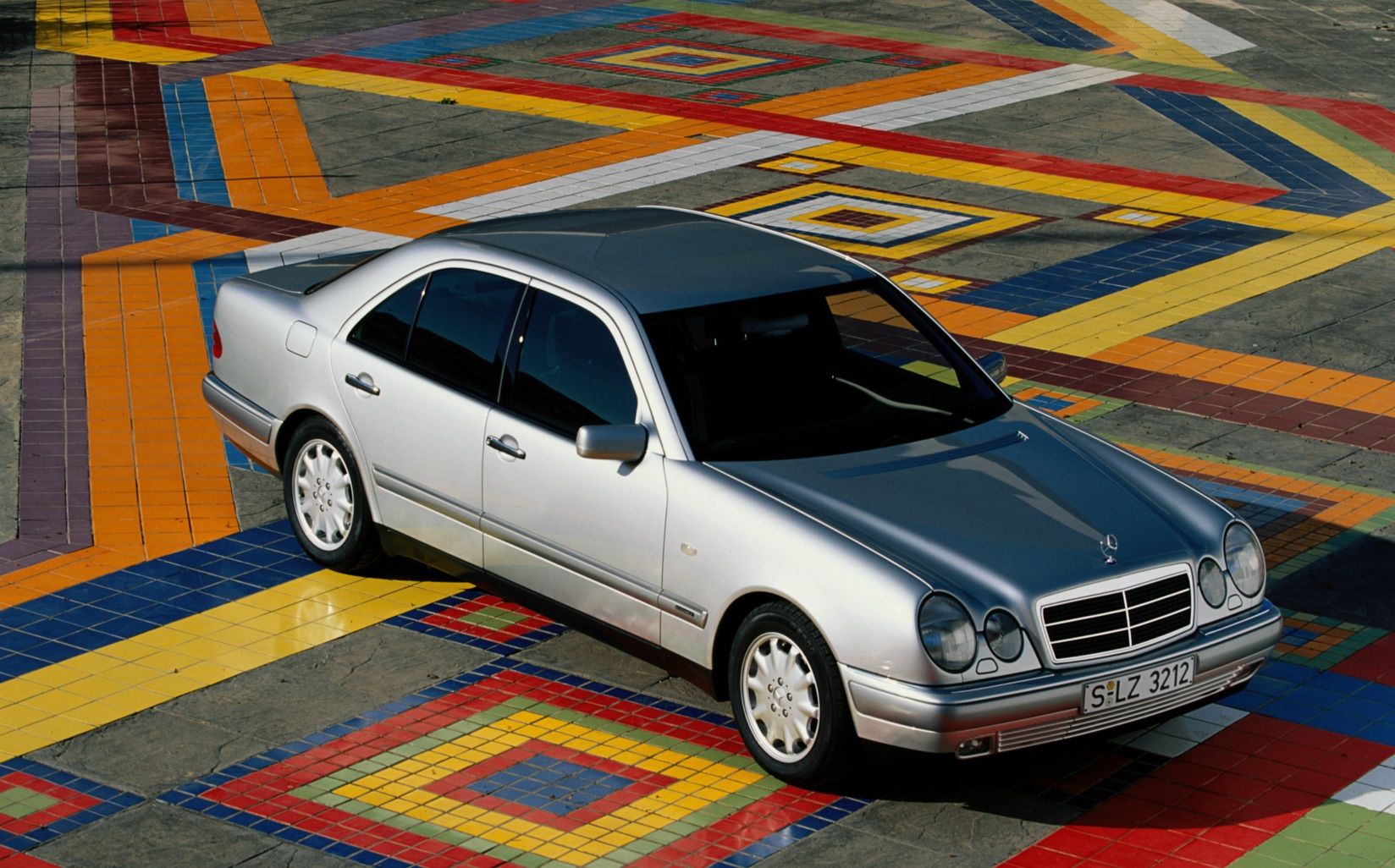 Mercedes E-Class 1995. Carrosserie, extérieur. Berline, 2 génération