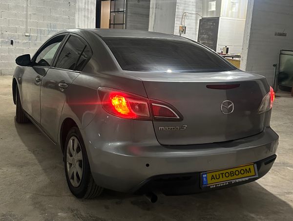 Mazda 3 2nd hand, 2012
