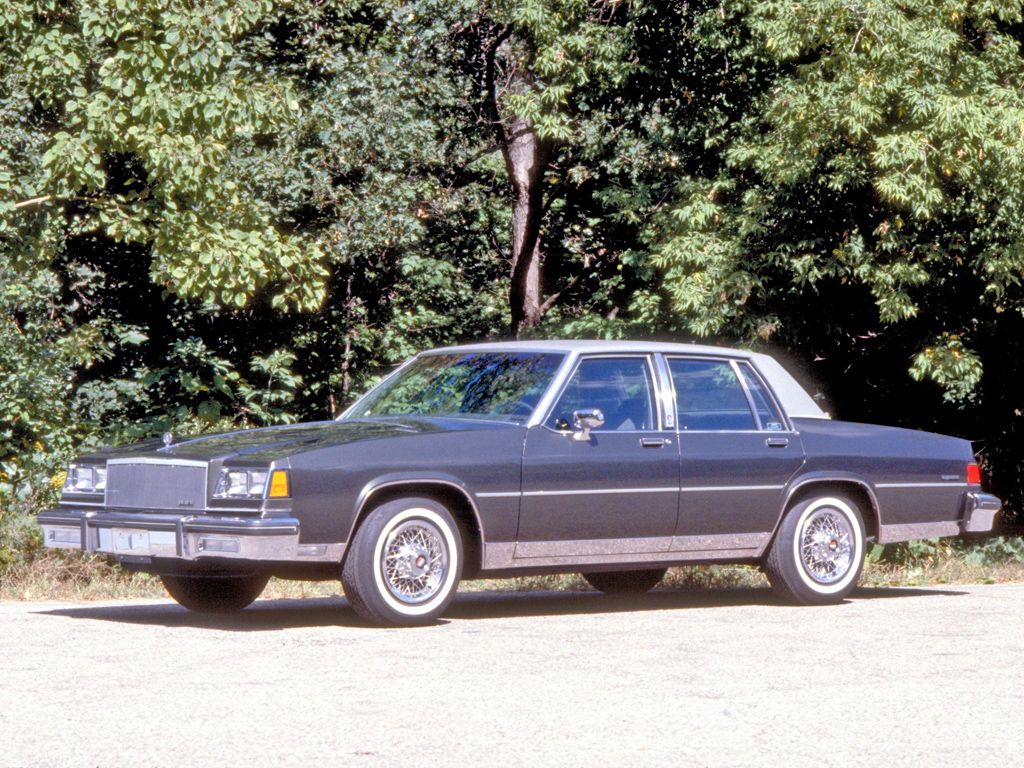 Buick LeSabre berline 5.7 AT gazoline 157 CV arrière propulsion 5