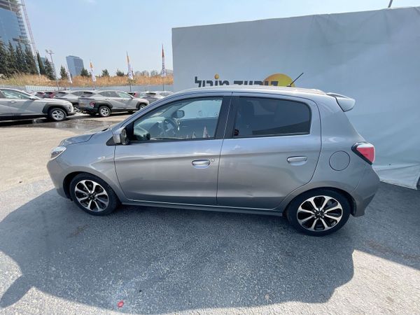 Mitsubishi Space Star 2nd hand, 2022, private hand