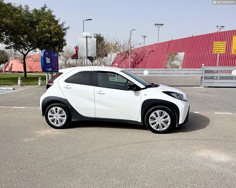 Toyota Aygo 2nd hand, 2022