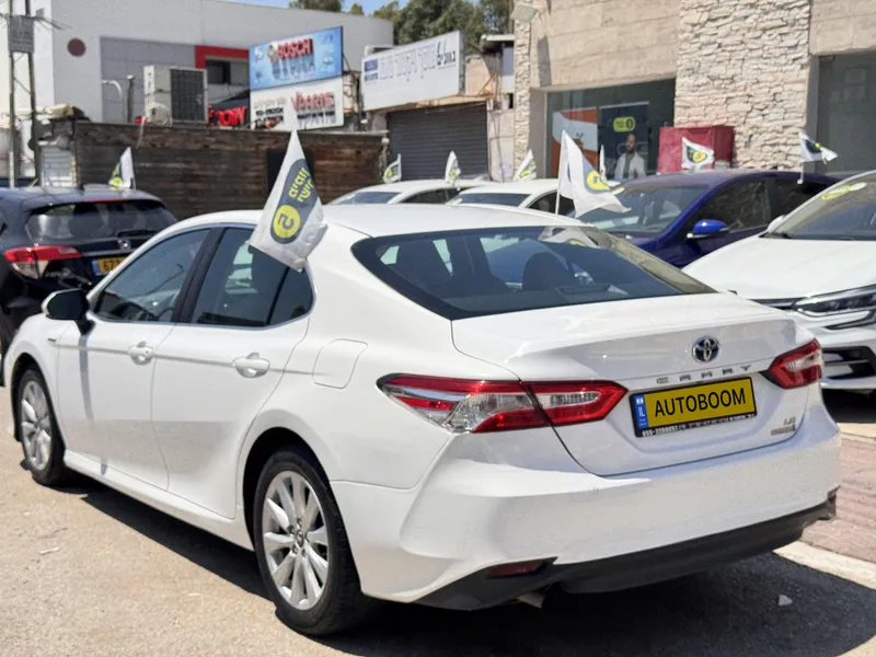 Toyota Camry с пробегом, 2018, частная рука