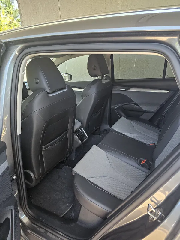 Skoda Enyaq iV 2nd hand, 2023, private hand