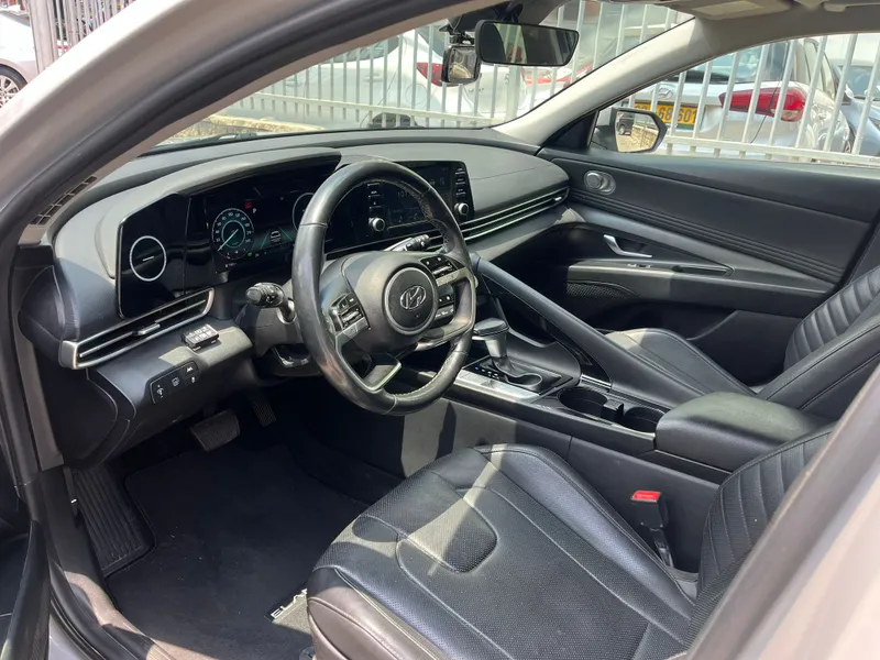 Hyundai Elantra с пробегом, 2021, частная рука