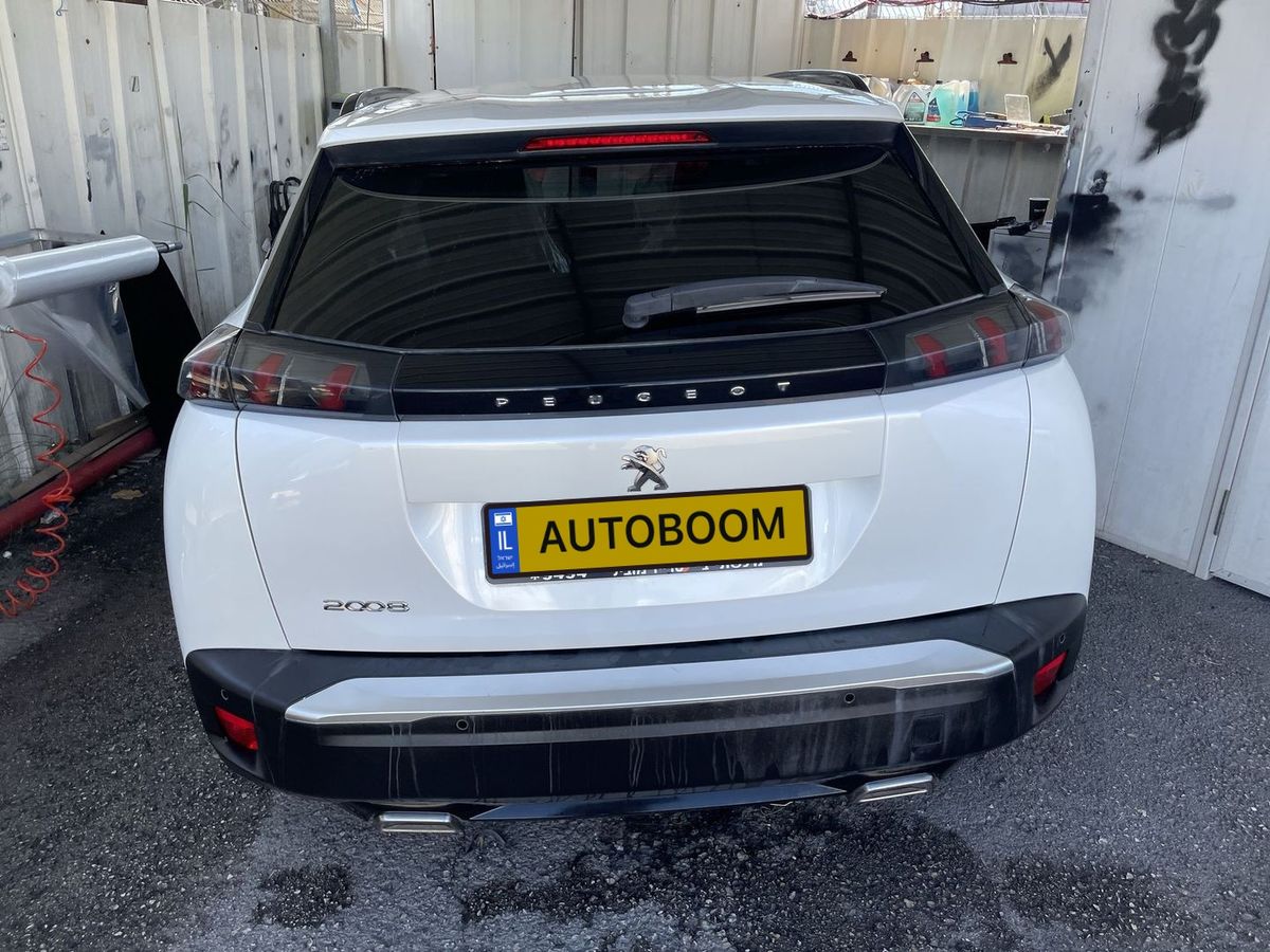 Peugeot 2008 2nd hand, 2022