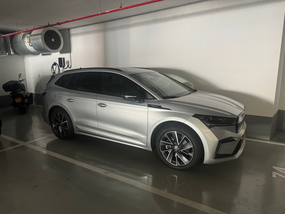 Skoda Enyaq iV с пробегом, 2022, частная рука
