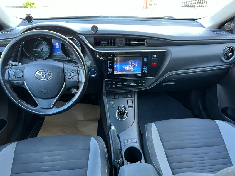 Toyota Auris 2ème main, 2016