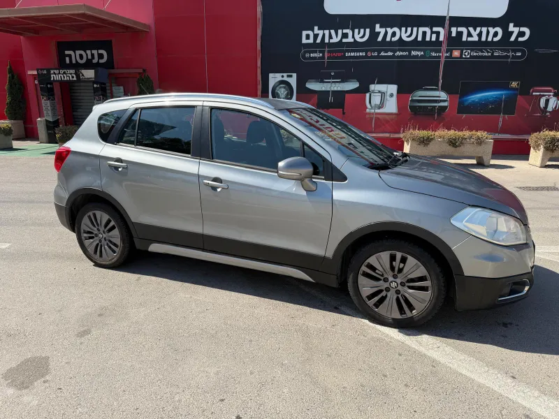 Suzuki SX4 с пробегом, 2015, частная рука