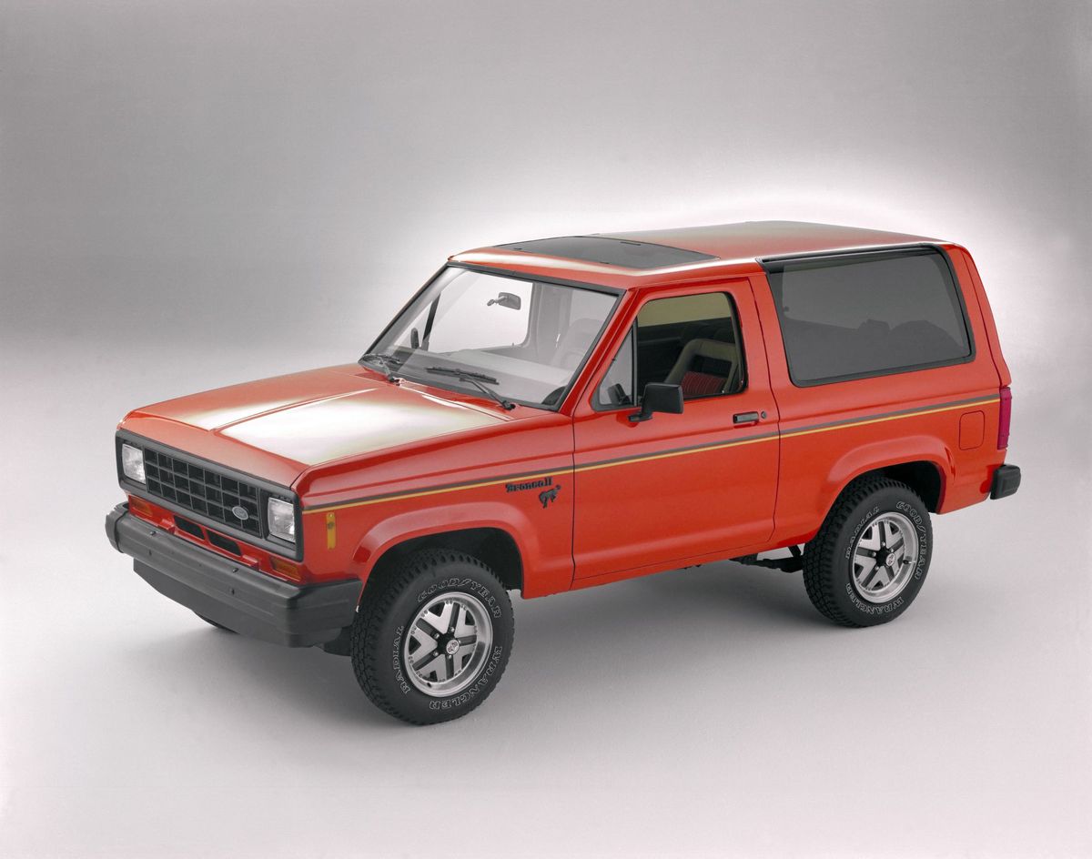 פורד ברונקו-II ‏1984. מרכב, צורה. רכב שטח 3 דלתות, 1 דור