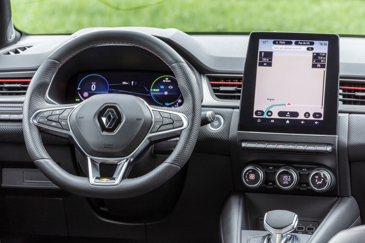 Renault Captur 2019. Tableau de bord. VUS 5-portes, 2 génération