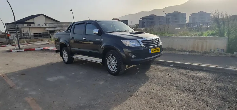Toyota Hilux 2nd hand, 2012, private hand