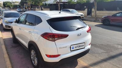 Hyundai Tucson 2nd hand, 2016, private hand