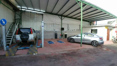 Garage A. A. Photo 2