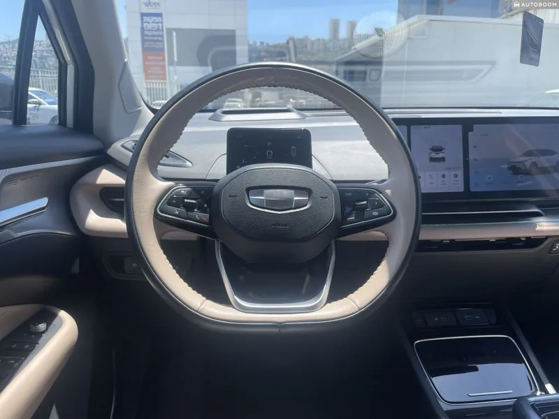 Geely Geometry C с пробегом, 2024, частная