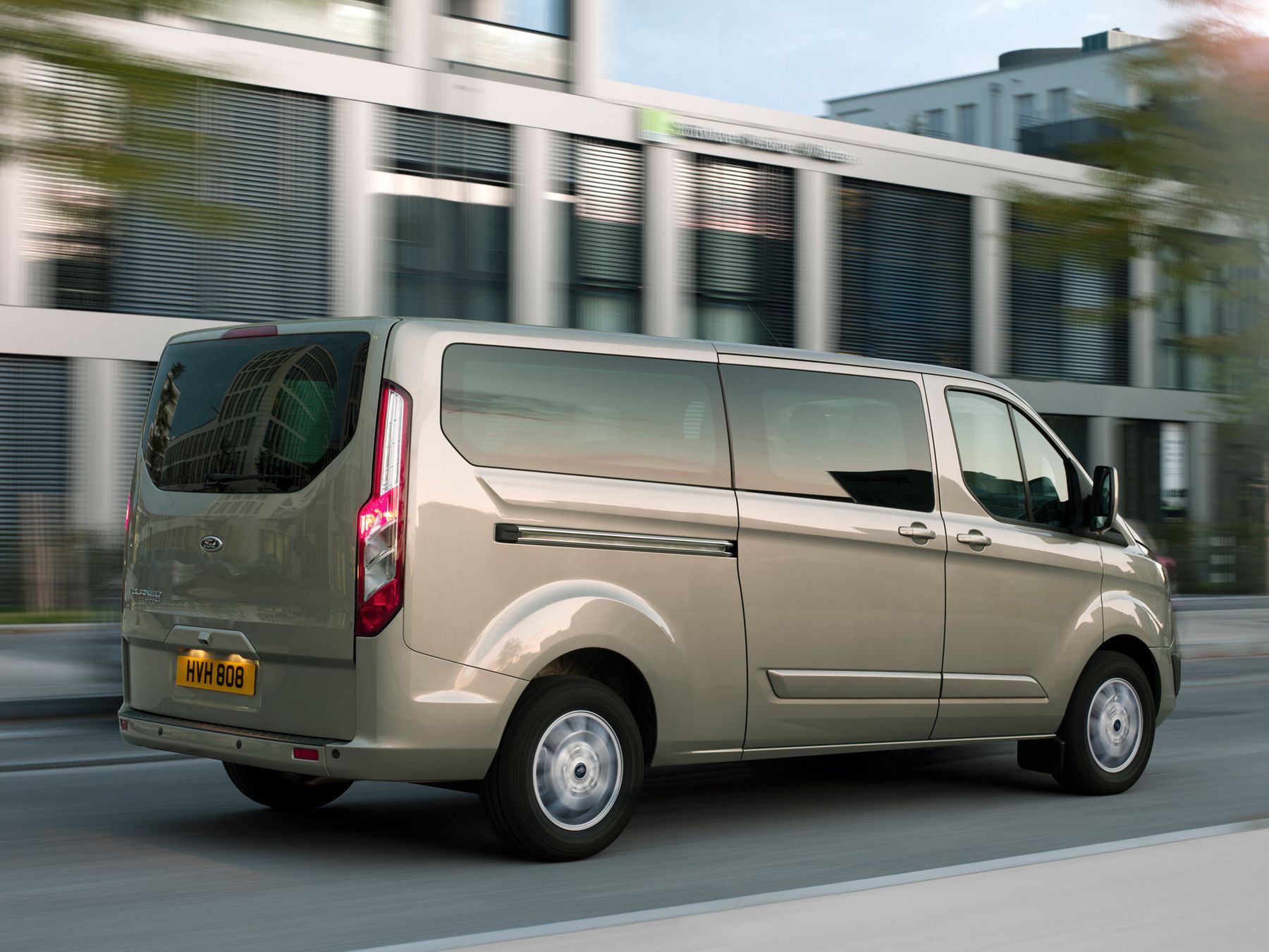 Ford Tourneo Custom 2012