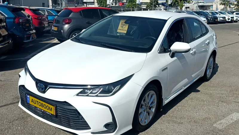 Toyota Corolla с пробегом, 2019