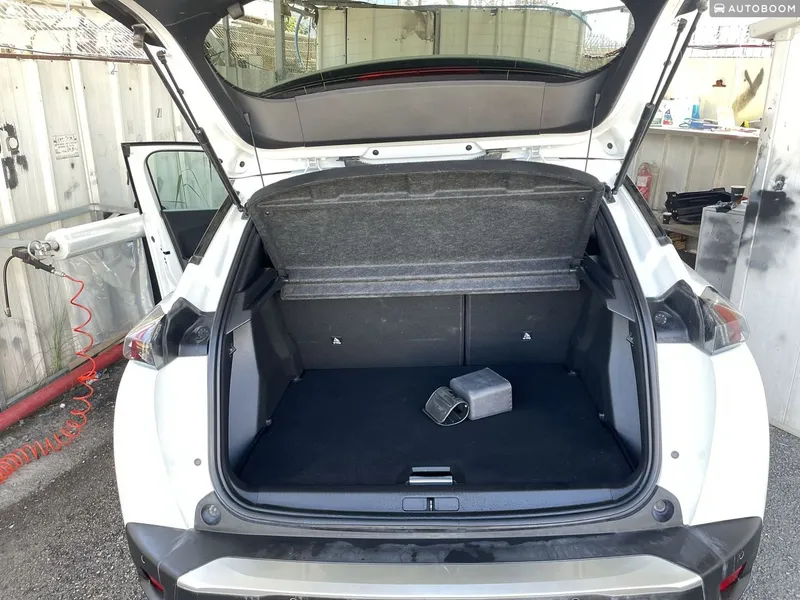 Peugeot 2008 2nd hand, 2022