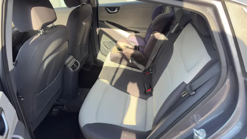 Hyundai IONIQ с пробегом, 2018, частная рука