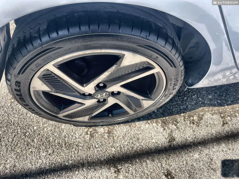 Hyundai i10 2nd hand, 2021