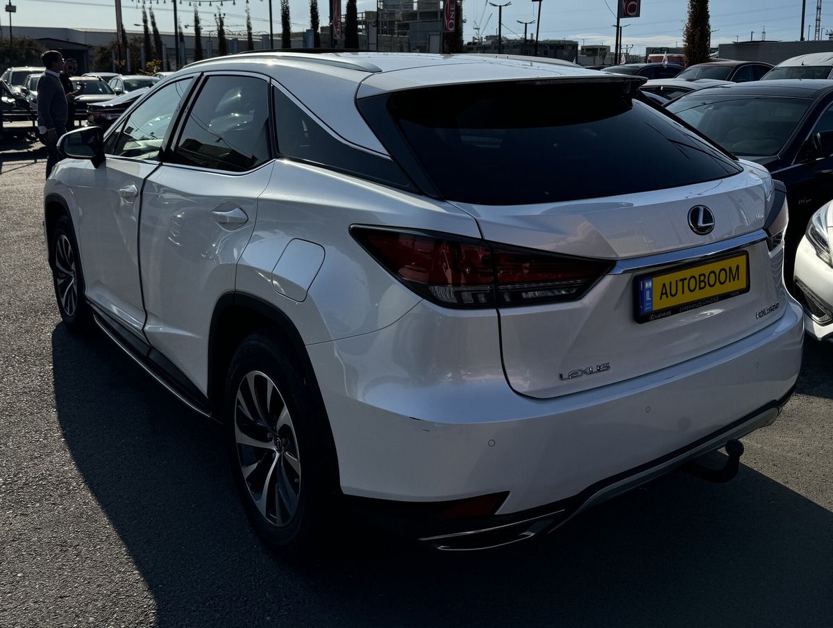 Lexus RX с пробегом, 2022, частная рука