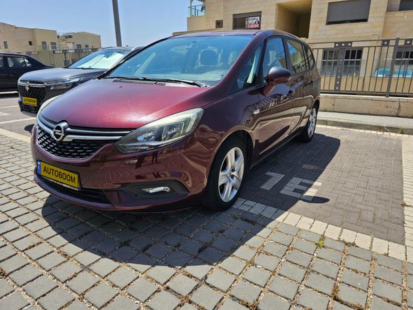 Opel Zafira 2nd hand, 2018, private hand