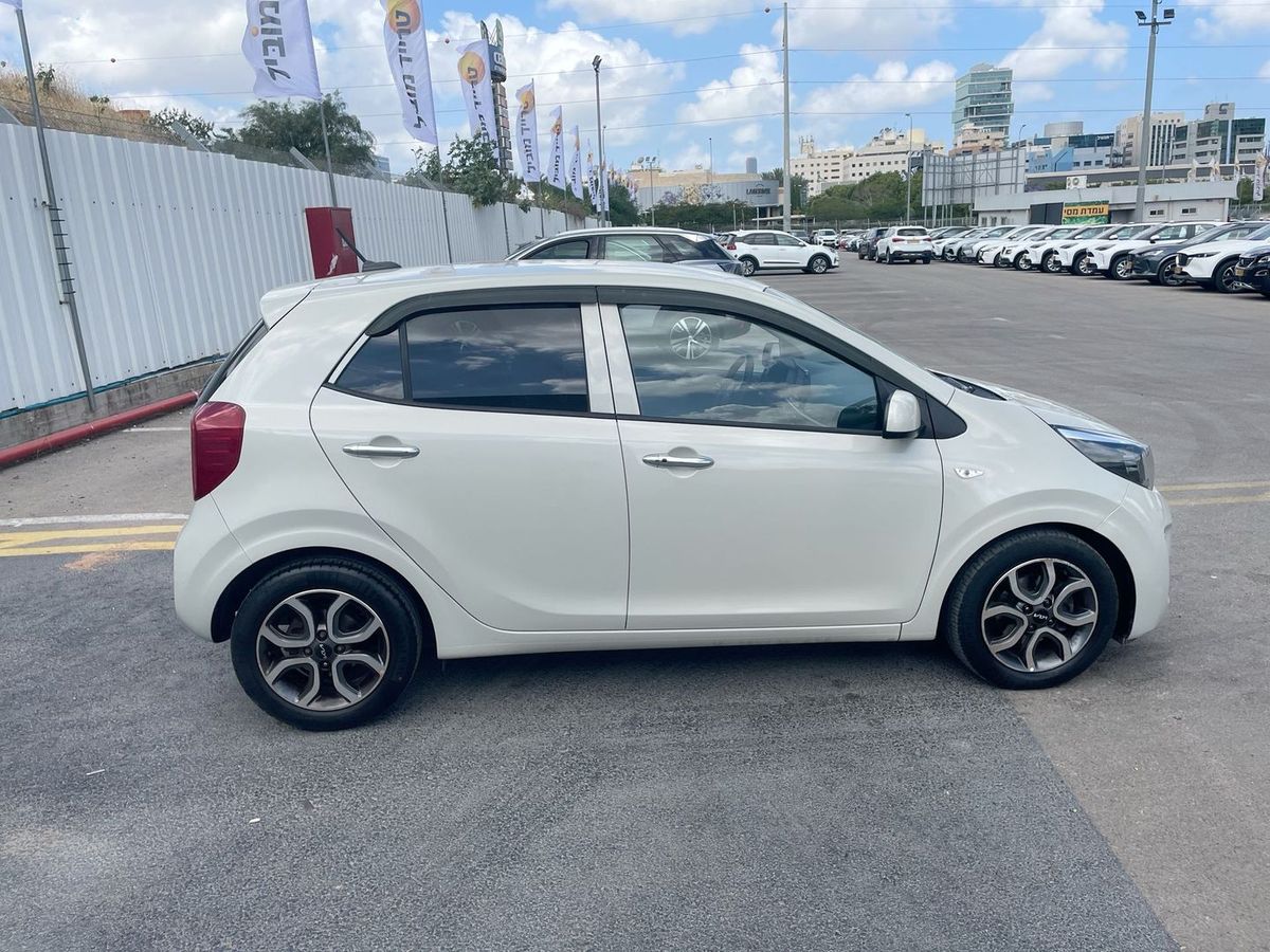 Kia Picanto 2nd hand, 2022, private hand