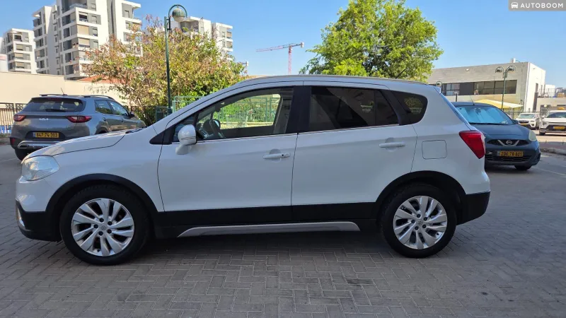 Suzuki Crossover SX4 2nd hand, 2019, private