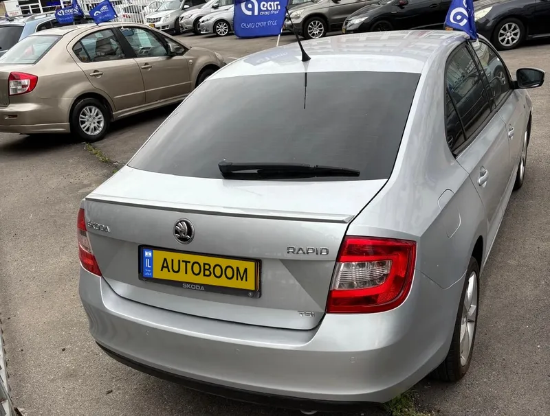 Skoda Rapid с пробегом, 2013